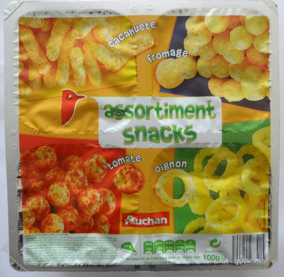 Assortiment snacks (cacahuète, fromage, tomate, oignon)